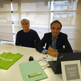Foto de la reunió d'UstecStes Lleida amb el Síndic de greuges de Lleida